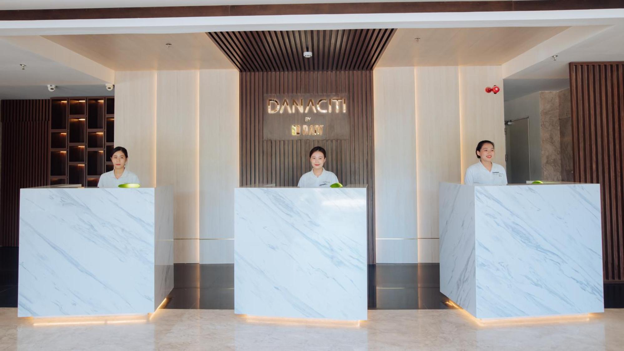 Danaciti Hotel Da Nang Exterior photo