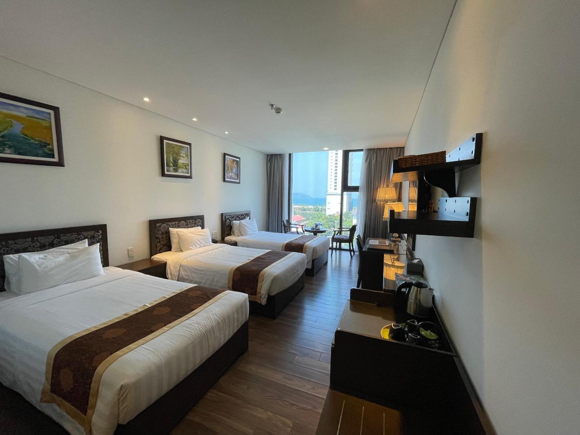 Danaciti Hotel Da Nang Exterior photo